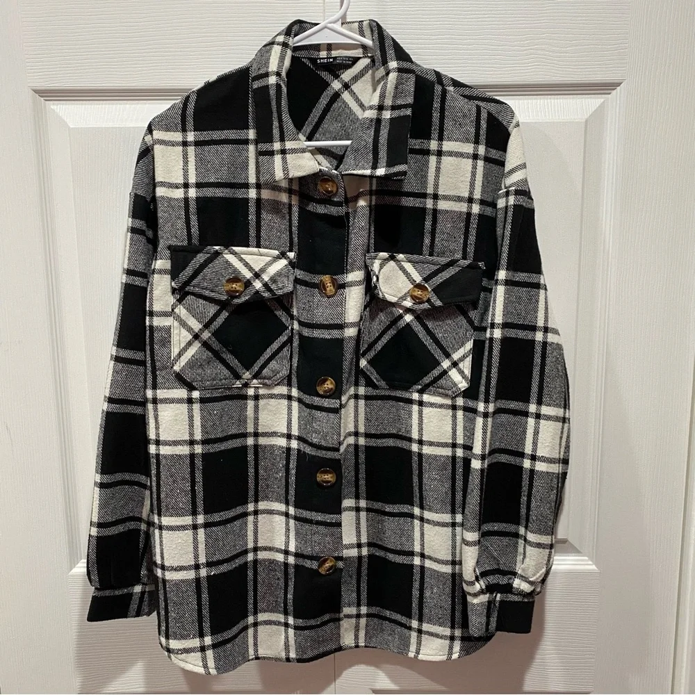 SHEIN Women’s Plaid Flannel Button Wool Mix Shirt - black & white, size S / US 4 - Picture 3 of 7